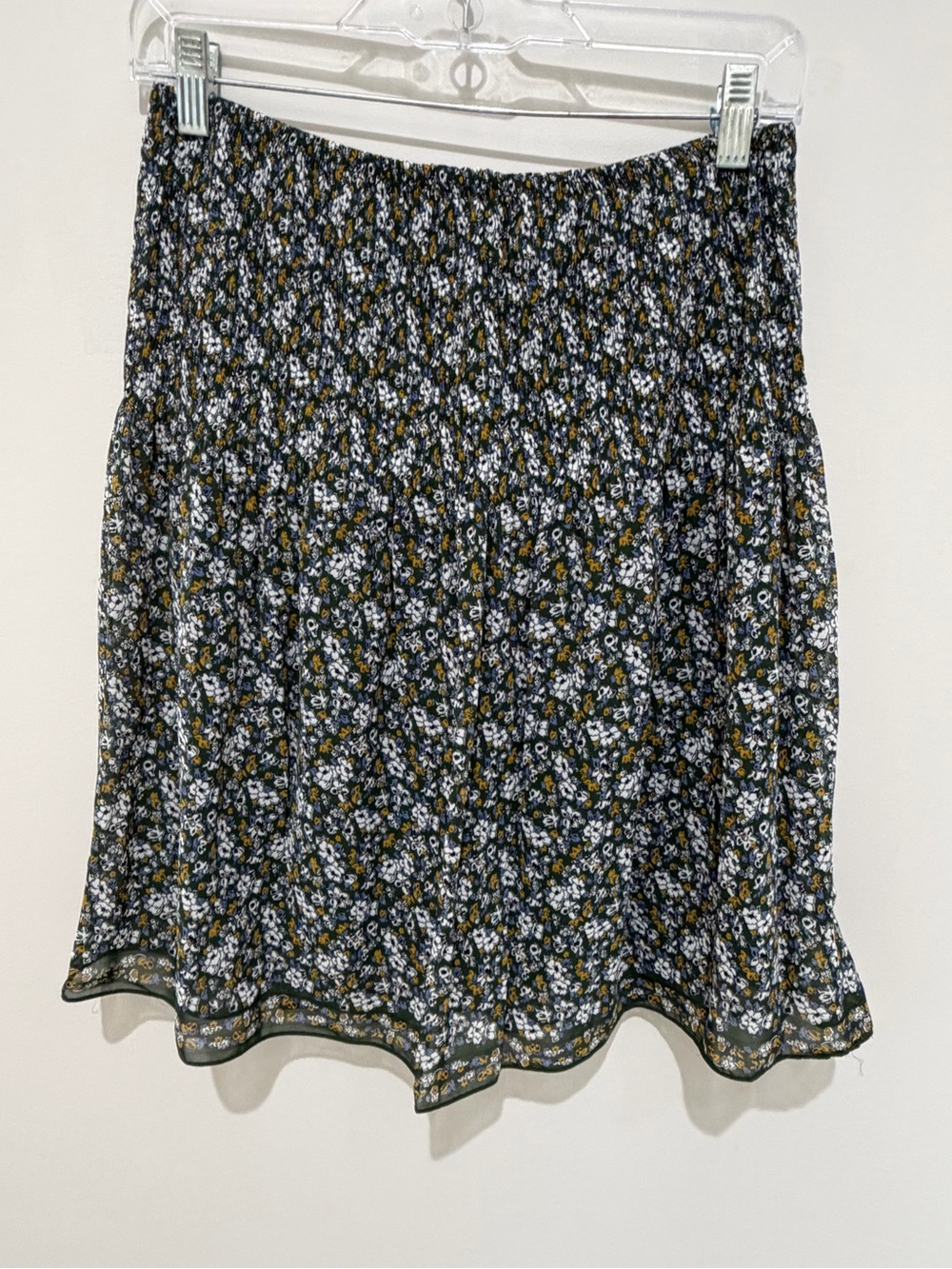 Max Studio Floral Skirt / Size Medium Feminine Classy - Picture 7 of 8